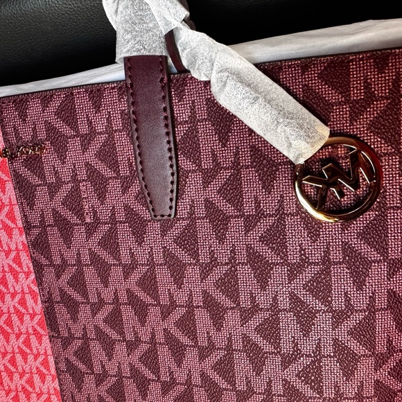 Michael Kors Red and Purple Women's Tote Bag - Picture 10 of 12